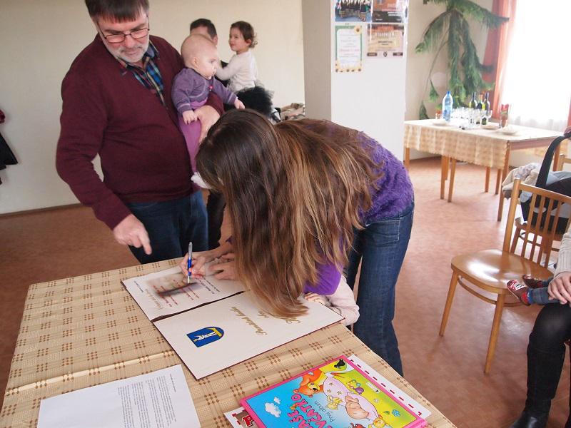 Fotogaléria Uvítanie detí 2015 (12) Uvítanie detí 2015