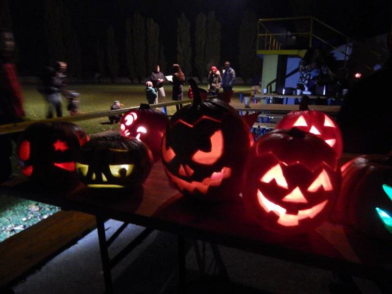 Fotogaléria Tekvicový pochod obcou 2016 (15) Tekvicový pochod obcou 2016